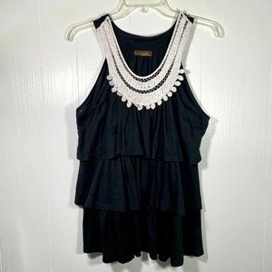 MonAmi Womens Medium Top Sleeveless Black Tier White Lacy Neckline